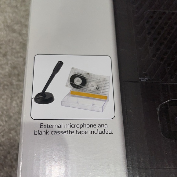 Brand New Cassette Recorder with External Microphone 🎤 and 7 New Cassette Tapes - Picture 3 of 11